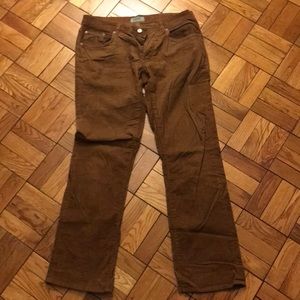 WESC SLIM 5-POCKET JEAN CORDUROY.